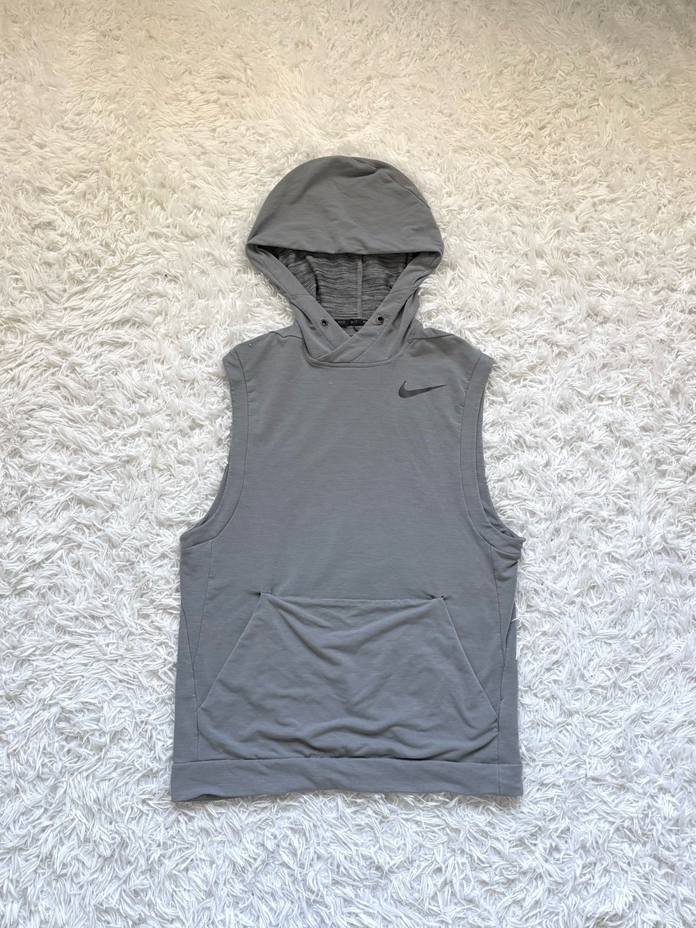 Nike Sleeveless Hoodie in Light Gray